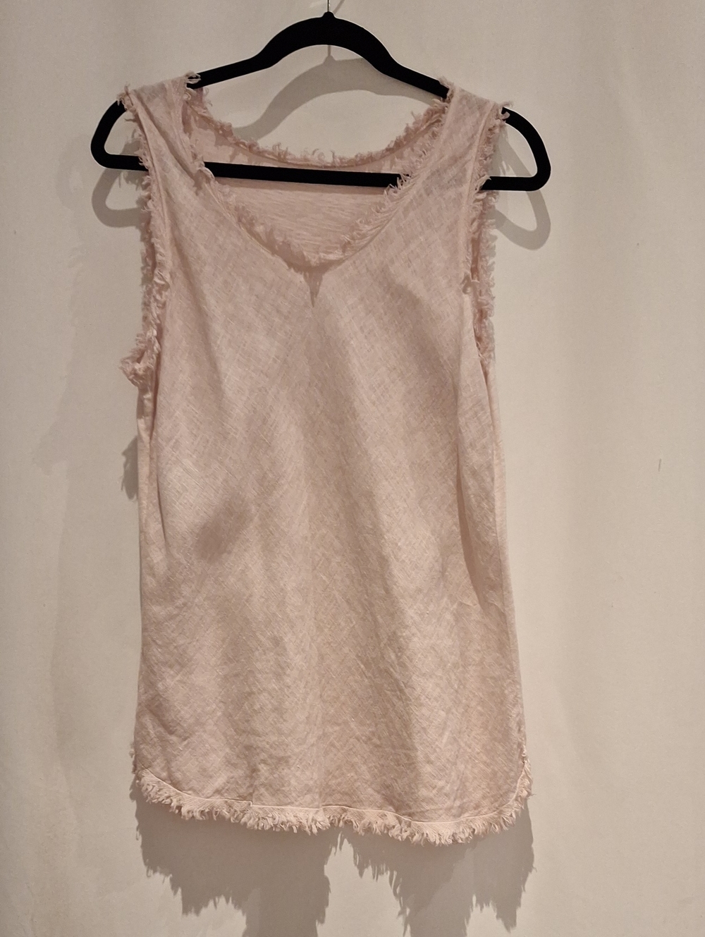 Madenin Italy Frayed V-Neck Sleeveless Linen Cotton Blend Tank- Light Blush